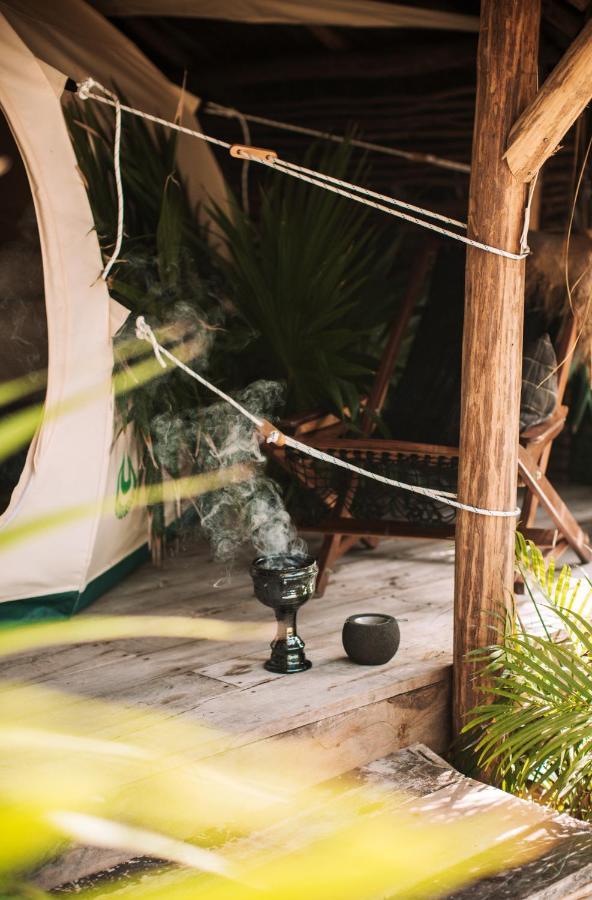 Uman Glamping & Cenote Tulum Hotel Eksteriør billede